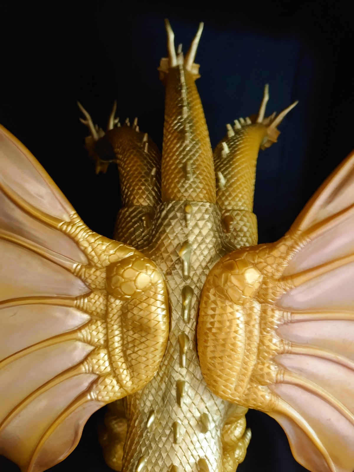 Bandai King Ghidorah Mothra3 KNG-010
