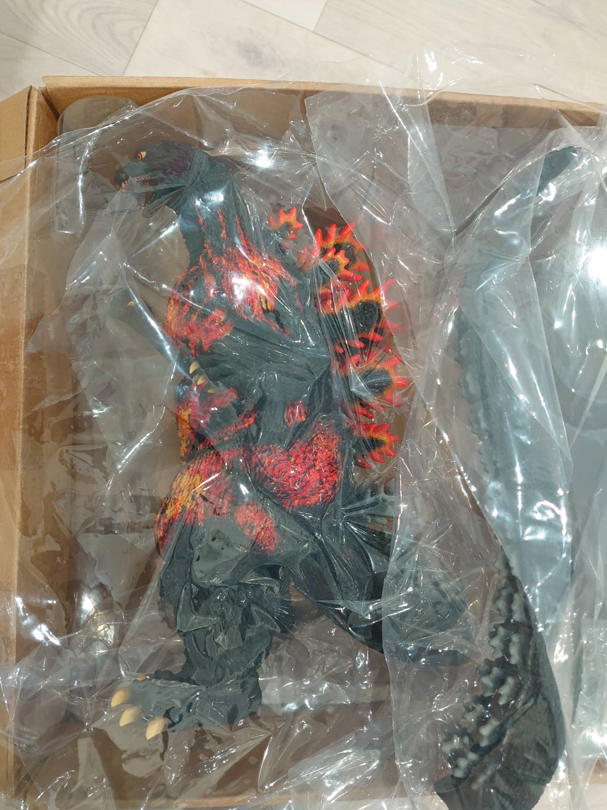X-plus Yuji Sakai Sculpture Collection Godzilla (1995) Hong Kong Landing Regular Version.2020.God-060