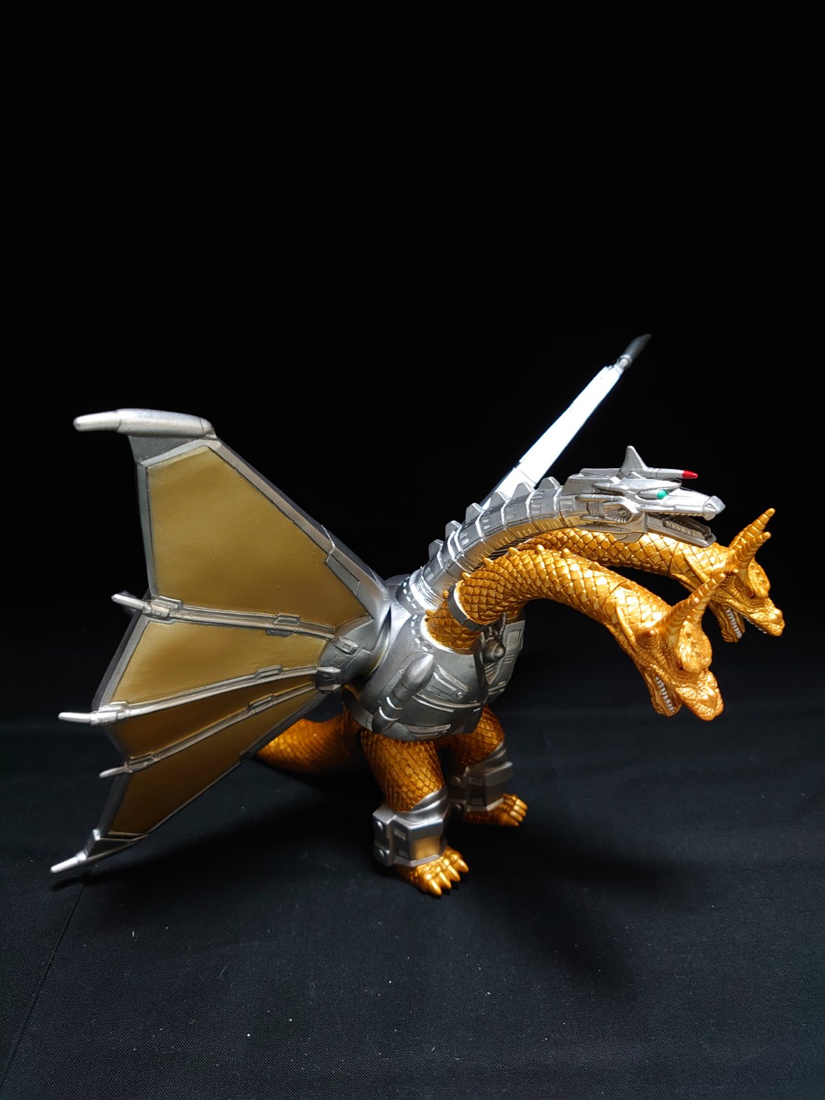 Bandai Mecha King Ghidorah (1998) KNG-002