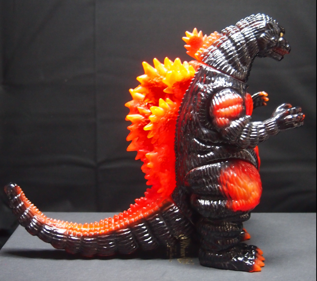 Medicom Toy Burning Godzilla 1995 Vinyl Wars. God-064