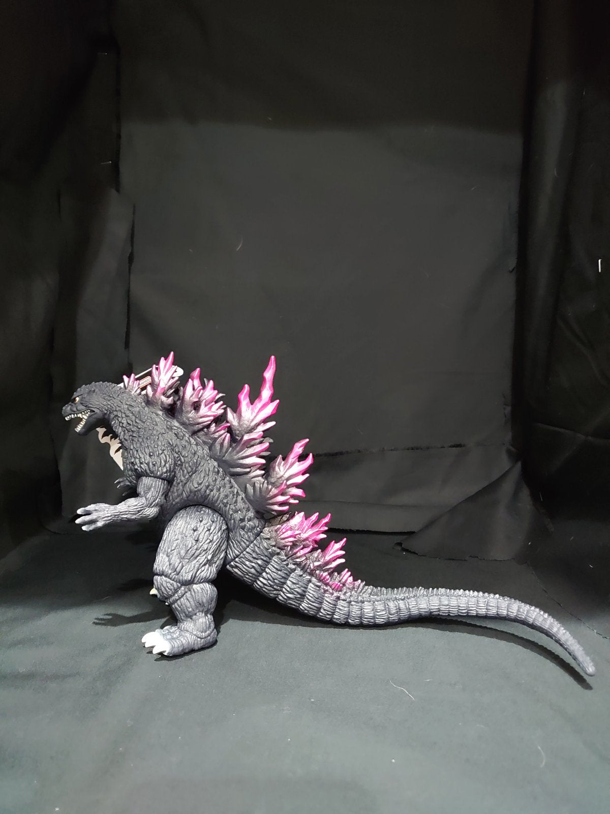 Bandai Kaiju Monster Toho 1999 Millennium Godzilla Figure Purple Fin God-057