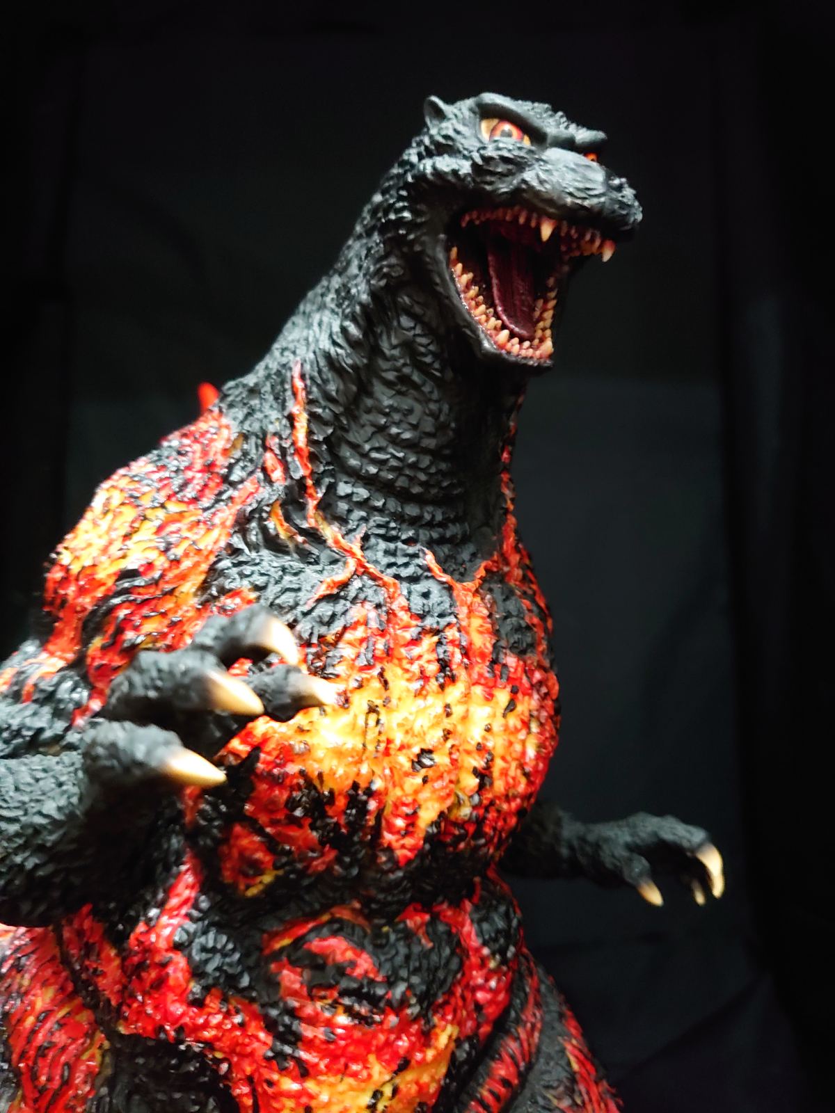 X-plus Yuji Sakai Sculpture Collection Godzilla (1995) Hong Kong Landing Regular Version.2020.God-060