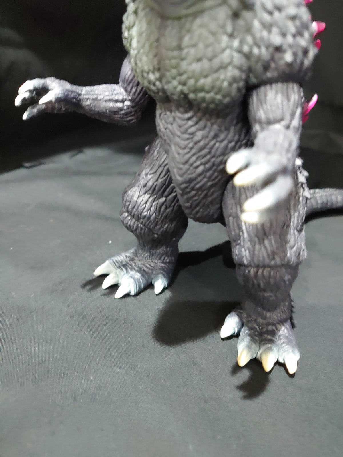 Bandai Millennium Godzilla 2000 Purple Fin(1999) God-056