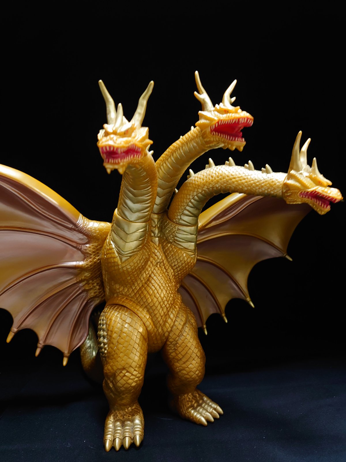 Bandai King Ghidorah Mothra3 KNG-006