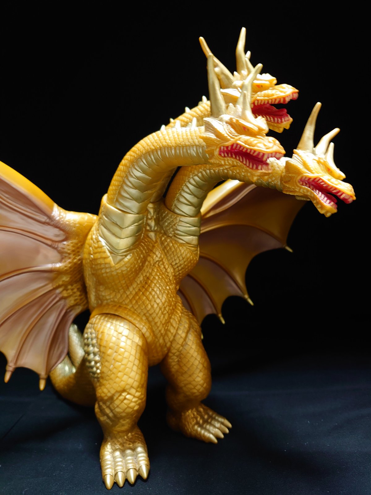 Bandai King Ghidorah Mothra3 KNG-006