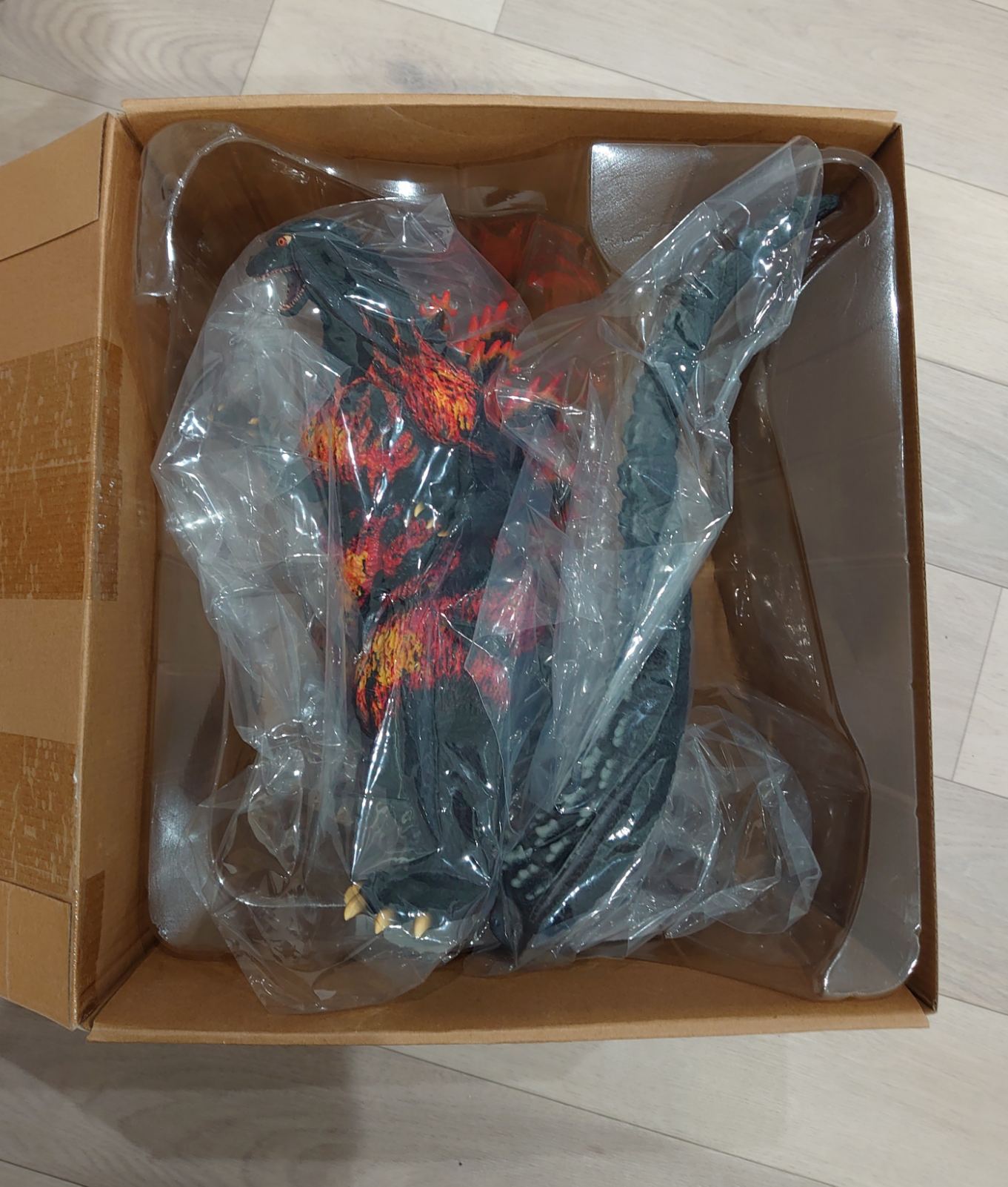 X-plus Yuji Sakai Sculpture Collection Godzilla (1995) Hong Kong Landing Regular Version.2020.God-060