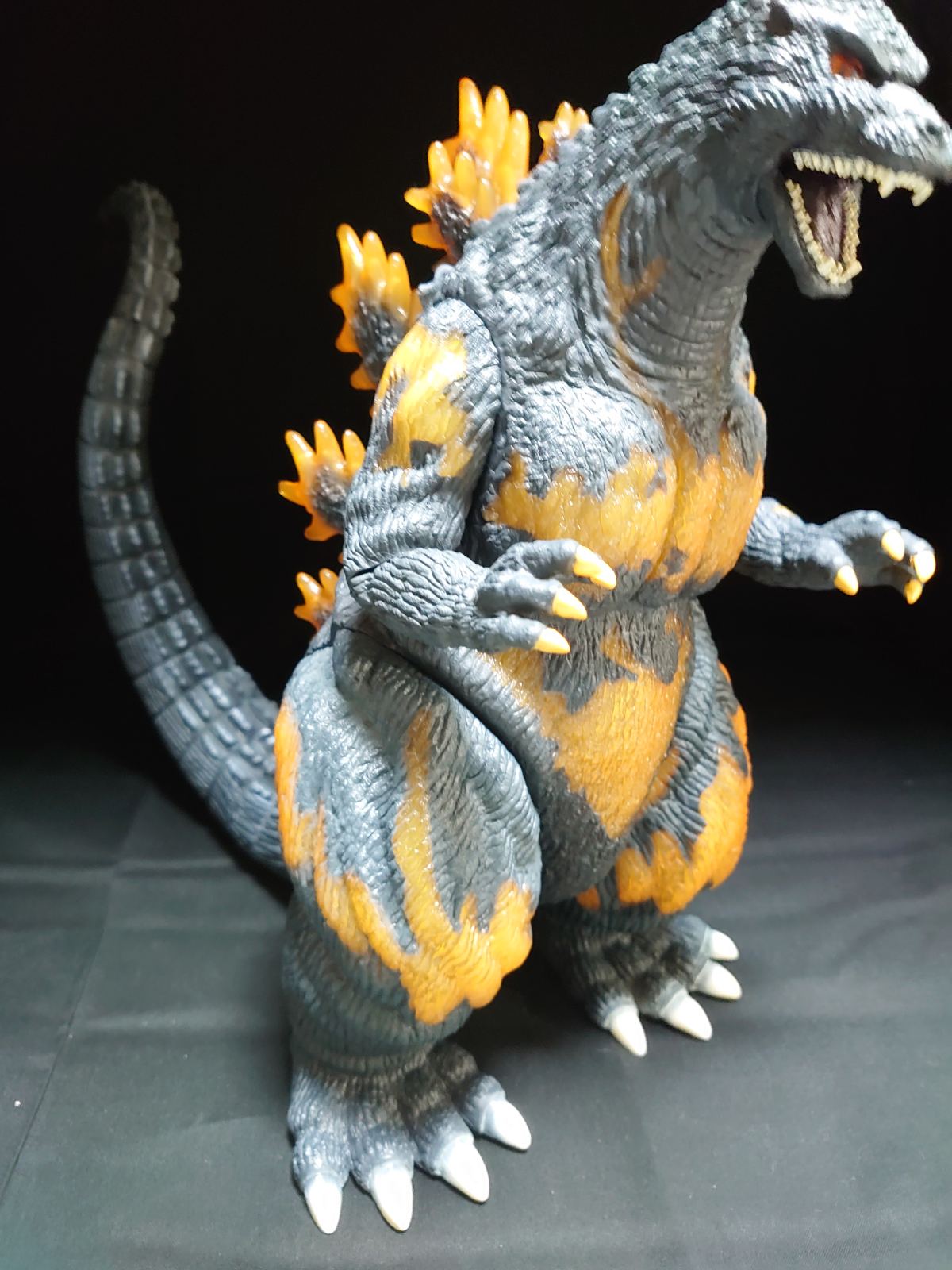 Marmit Real type Burning Godzilla12” Tall(1995) God-012