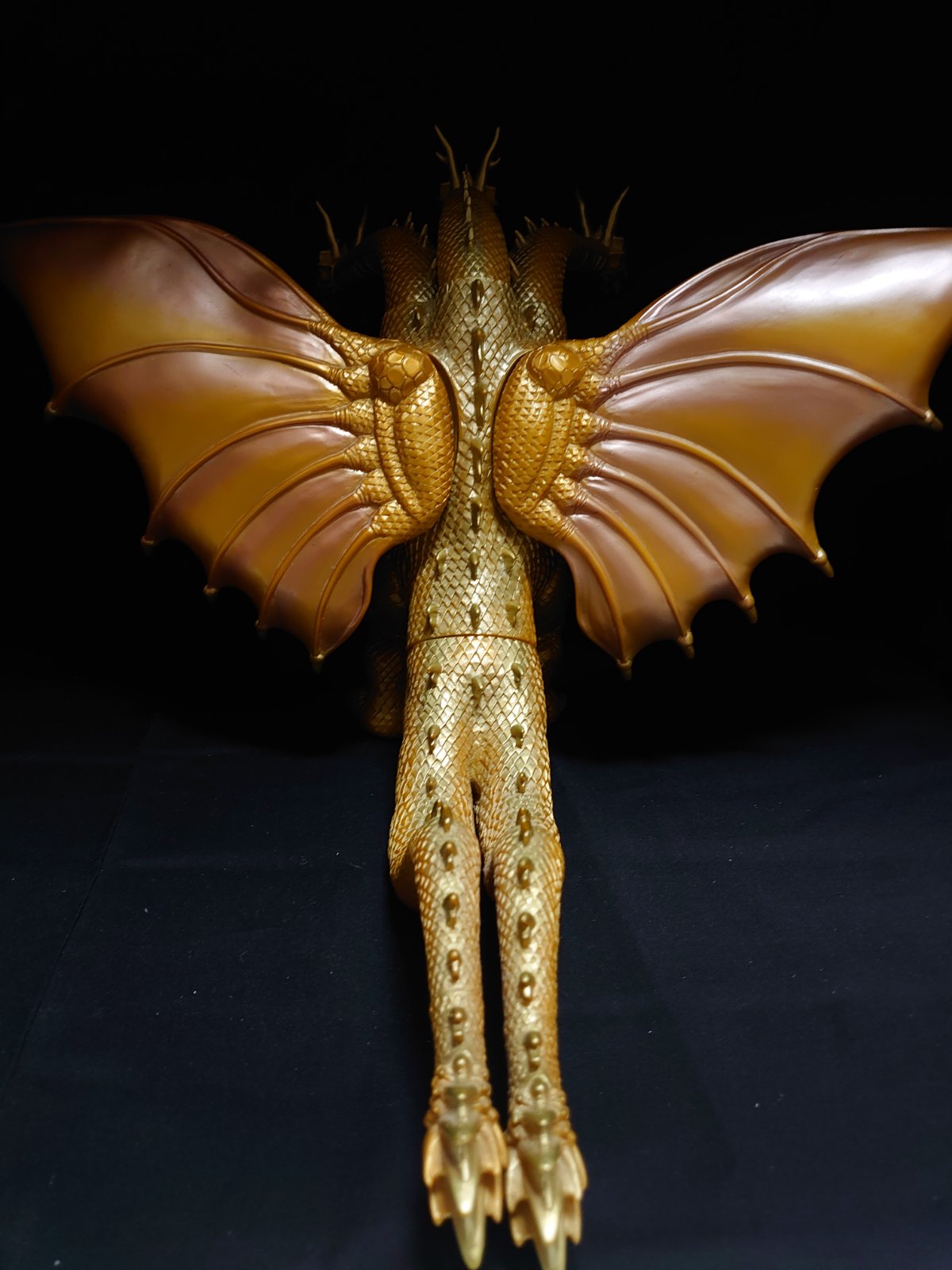 Bandai King Ghidorah Mothra3 KNG-006