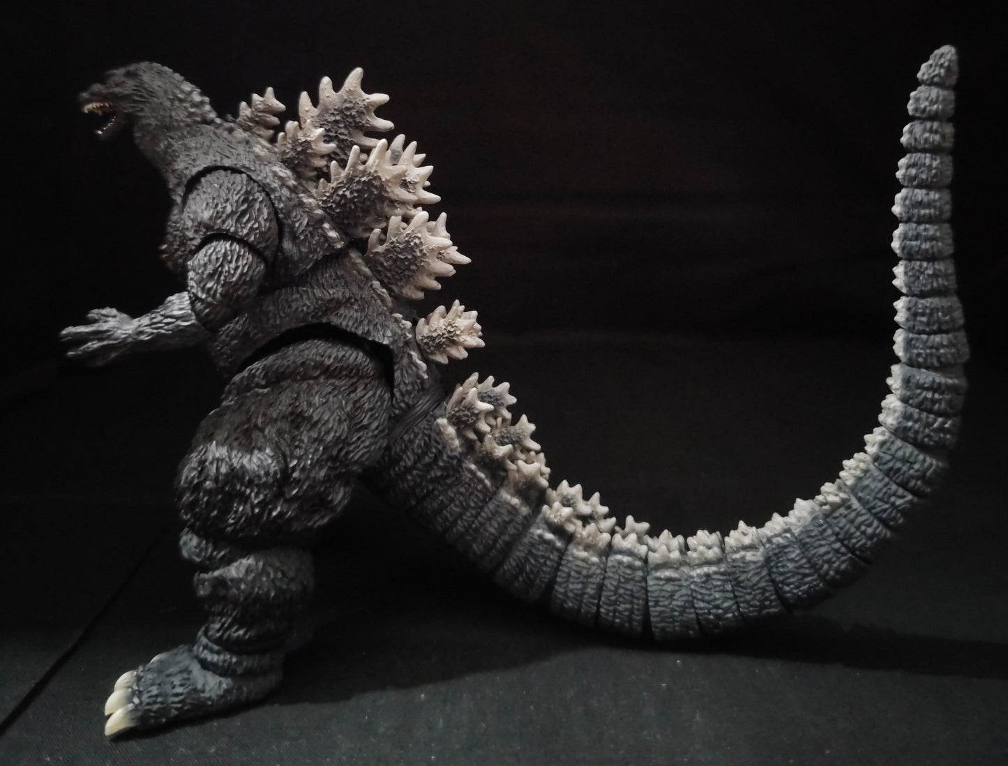 S.H.Monsterarts Godzilla vs Destoroyah (1995) Godzilla Birth Version Action Figure God-058