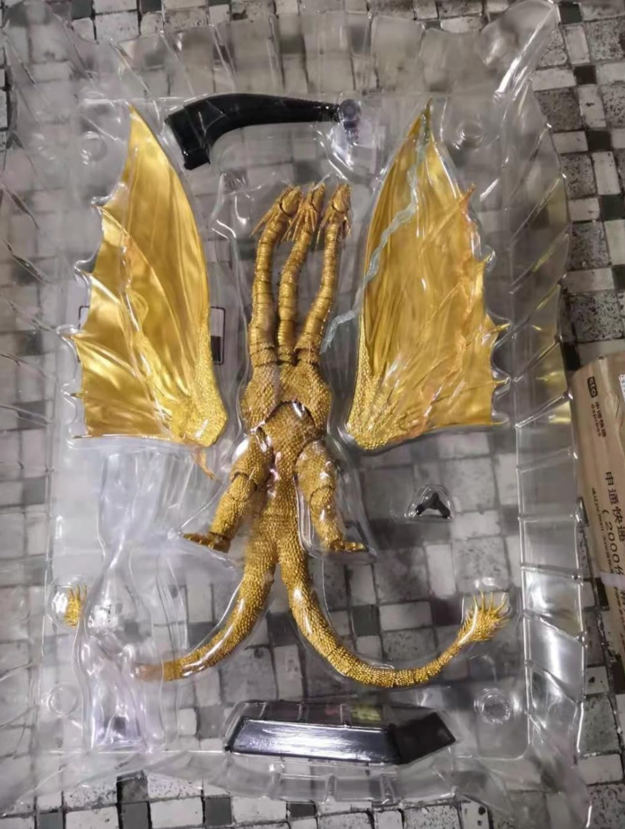Hong Kong King Ghidorah Action Figure KNG-008